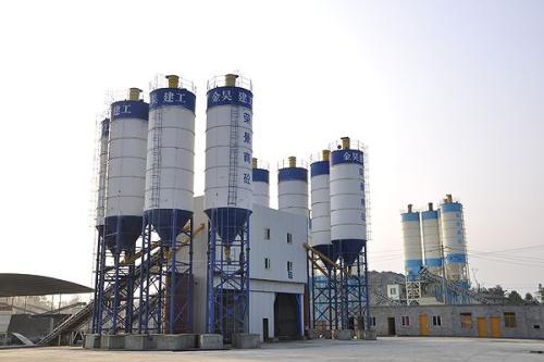 重庆(jin)混凝土搅拌站的工作原理介l? class=